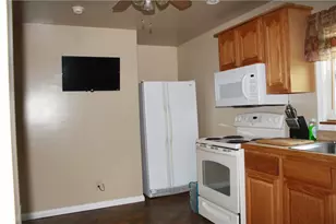 3950 Ivanhoe Rd, South Pymatuning Township, PA 16052 - Photo 9