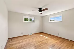 1552 Orchardview Dr, Scott Township, PA 15220 - Photo 15