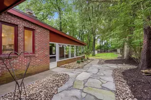 9218 Oak Ct, Pittsburgh, PA 15237 - Photo 35
