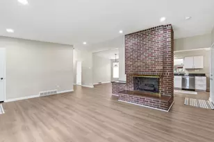 9218 Oak Ct, Pittsburgh, PA 15237 - Photo 5