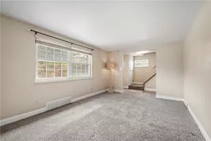 3033 Universal Rd, Pittsburgh, PA 15235 - Photo 3