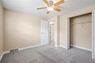 3033 Universal Rd, Pittsburgh, PA 15235 - Photo 17