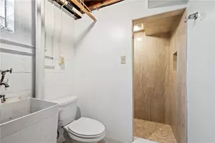 3033 Universal Rd, Pittsburgh, PA 15235 - Photo 23