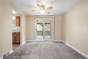 3033 Universal Rd, Pittsburgh, PA 15235 - Photo 7