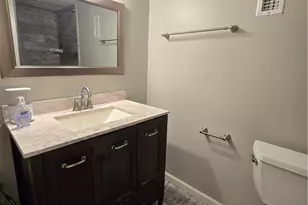 2017 Thornberry Dr, Ross Twp, PA 15237 - Photo 11