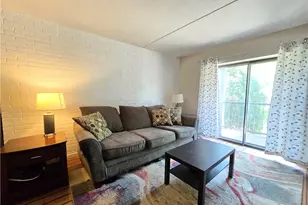 2017 Thornberry Dr, Ross Twp, PA 15237 - Photo 9
