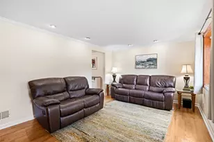 1729 Beryl Dr, Pittsburgh, PA 15227 - Photo 7
