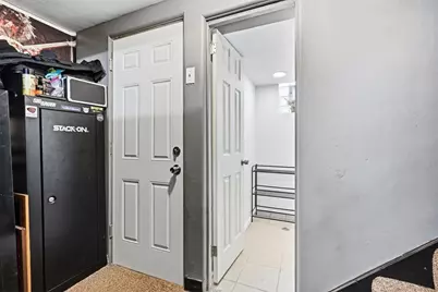 1729 Beryl Dr, Pittsburgh, PA 15227 - Photo 27