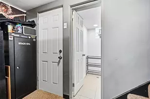 1729 Beryl Dr, Pittsburgh, PA 15227 - Photo 27