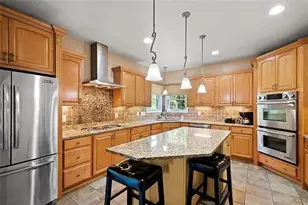 142 James Pl, Pittsburgh, PA 15228 - Photo 5