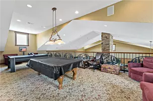 403 Southwind Cir, Seven Springs, PA 15622 - Photo 35