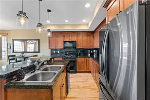 403 Southwind Cir, Seven Springs, PA 15622 - Photo 9