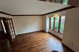 100 Field Club Dr, Kennedy Township, PA 15136 - Photo 9