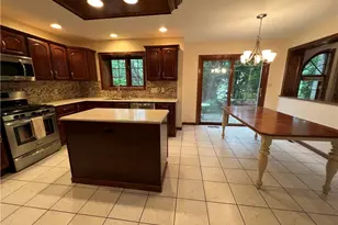 100 Field Club Dr, Kennedy Township, PA 15136 - Photo 25