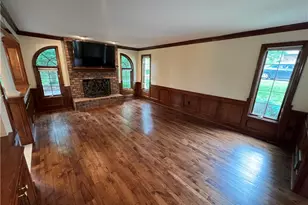 100 Field Club Dr, Kennedy Township, PA 15136 - Photo 11