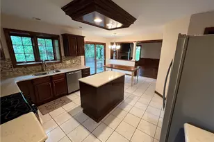 100 Field Club Dr, Kennedy Township, PA 15136 - Photo 15