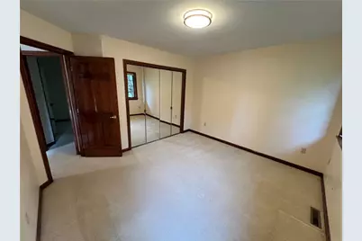 100 Field Club Dr, Kennedy Township, PA 15136 - Photo 37