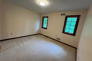 100 Field Club Dr, Kennedy Township, PA 15136 - Photo 29