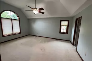 100 Field Club Dr, Kennedy Township, PA 15136 - Photo 21