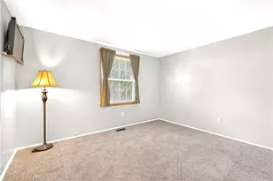 2645 Keats Dr, South Park, PA 15129 - Photo 13