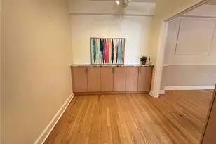 372 S Highland Ave, Pittsburgh, PA 15206 - Photo 9