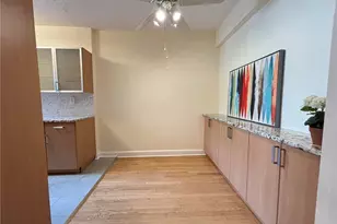 372 S Highland Ave, Pittsburgh, PA 15206 - Photo 11