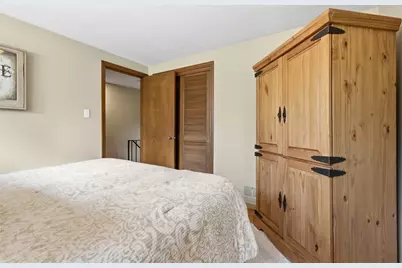 3934 Mimosa Dr, Bethel Park, PA 15102 - Photo 25