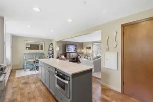 3934 Mimosa Dr, Bethel Park, PA 15102 - Photo 19