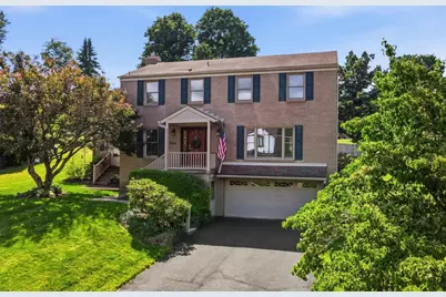 3934 Mimosa Dr, Bethel Park, PA 15102 - Photo 3