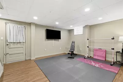 3934 Mimosa Dr, Bethel Park, PA 15102 - Photo 37