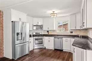 1328 Foxboro Dr, Monroeville, PA 15146 - Photo 9