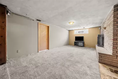 1328 Foxboro Dr, Monroeville, PA 15146 - Photo 25