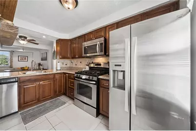341 Fawn Trl, Cranberry Township, PA 16066 - Photo 3