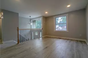1889 Riggs Rd, South Park, PA 15129 - Photo 5