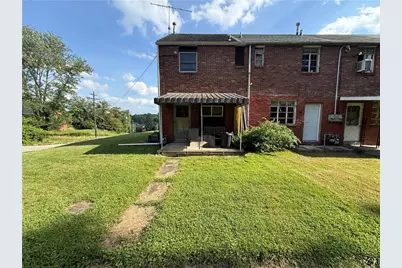 6006 Soltis Dr, Clairton, PA 15025 - Photo 3