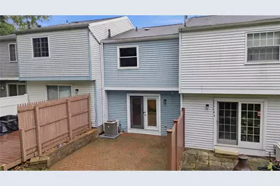 151 Ligonier Ln, Pittsburgh, PA 15068 - Photo 5