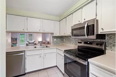 151 Ligonier Ln, Pittsburgh, PA 15068 - Photo 13