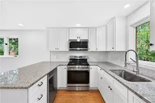431 Meridian Dr, Pittsburgh, PA 15228 - Photo 5
