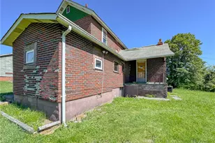 605 Maple St, Luzerne Township, PA 15417 - Photo 5
