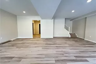 815 Village Dr, Pittsburgh, PA 15237 - Photo 27