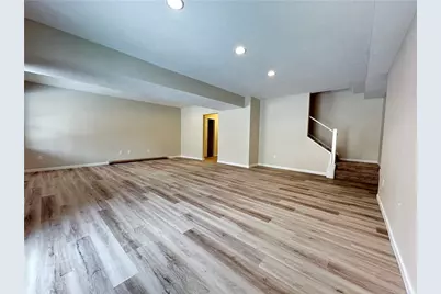 815 Village Drive, Pittsburgh, PA 15237 - Photo 25