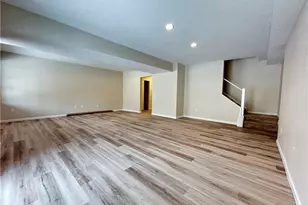 815 Village Dr, Pittsburgh, PA 15237 - Photo 25