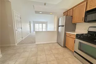 815 Village Dr, Pittsburgh, PA 15237 - Photo 11