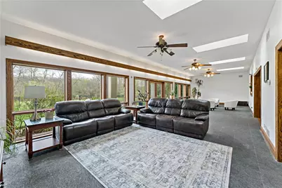 101 Majestic Dr, Adams Township, PA 16046 - Photo 23