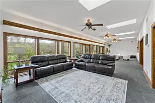 101 Majestic Dr, Adams Township, PA 16046 - Photo 23