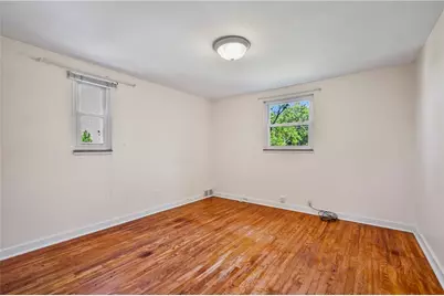 3210 Thornwood Dr, Bethel Park, PA 15102 - Photo 11