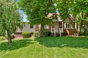 3210 Thornwood Dr, Bethel Park, PA 15102 - Photo 1