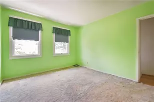 335 Mt Vernon Dr, Pittsburgh, PA 15223 - Photo 13