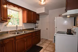 2404 Morrow Pl, Bethel Park, PA 15102 - Photo 11