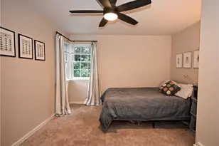 2404 Morrow Pl, Bethel Park, PA 15102 - Photo 15